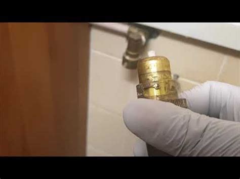 how to disconnect gas cooker from wall